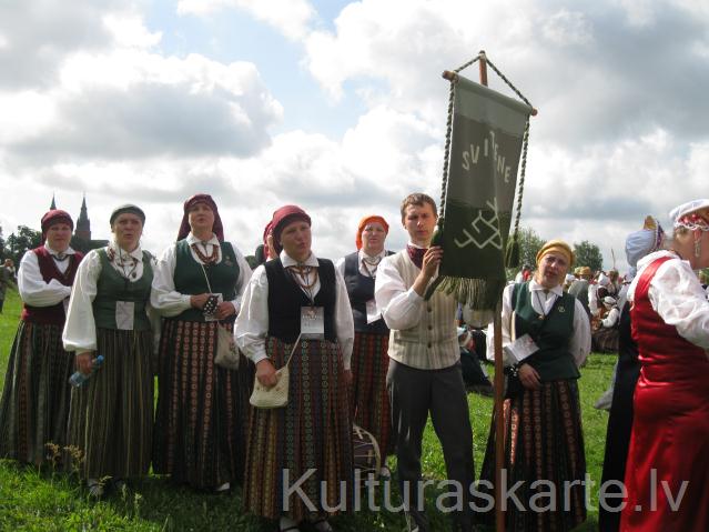 Folkloras kopa "Svitene"